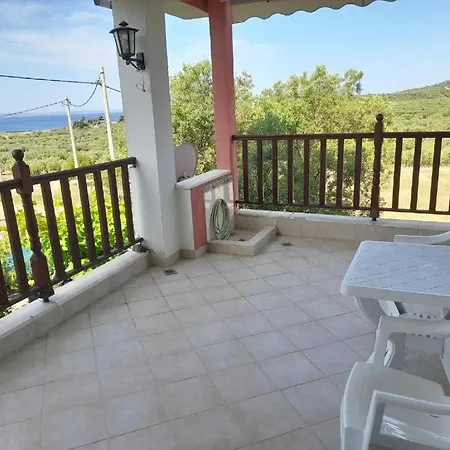 Giannis 1 Apartment